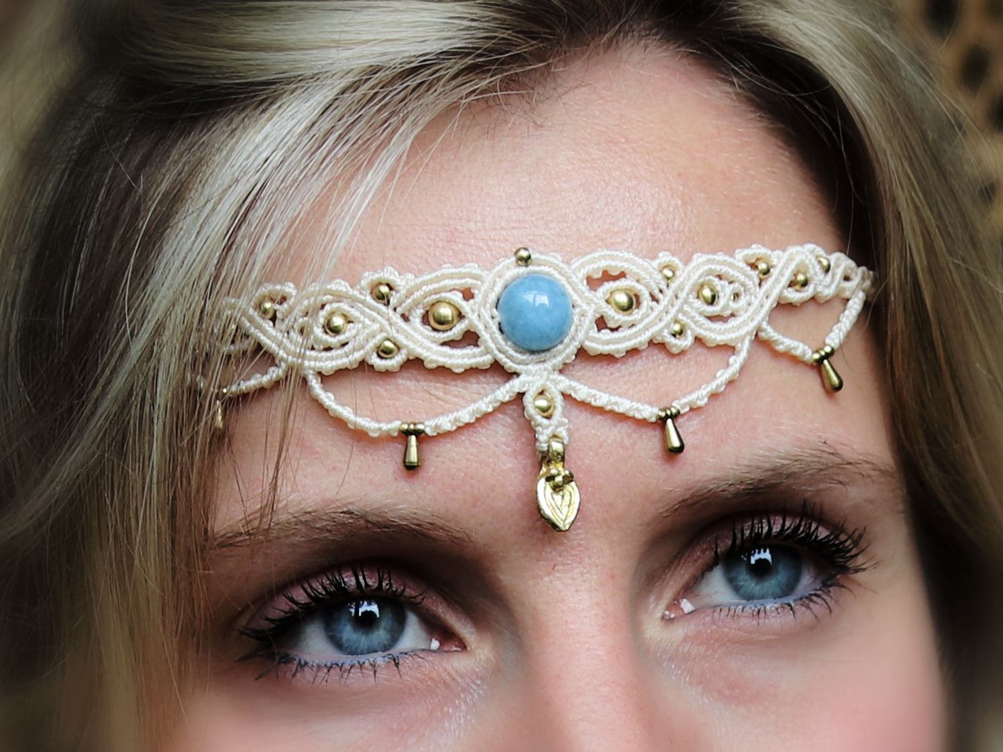 Elegant Blue Chalcedony Choker and Headpiece